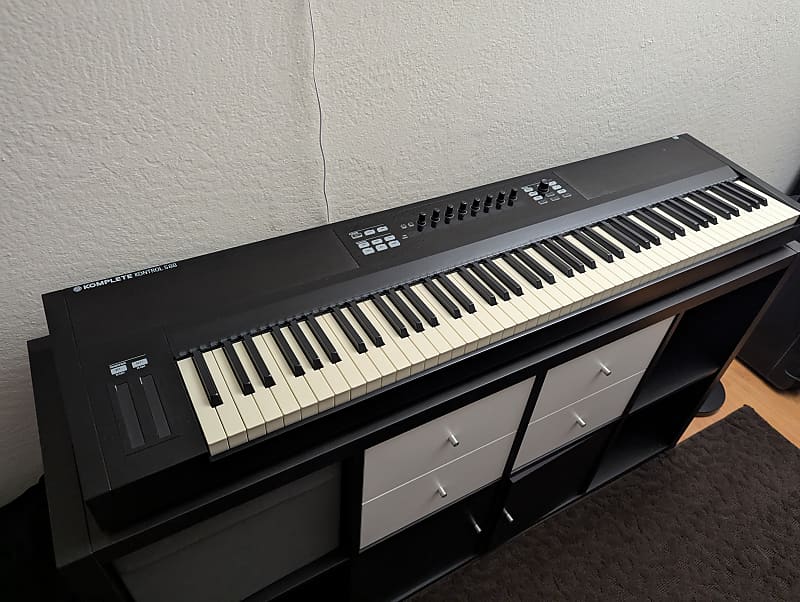 DTM・DAW KOMPLETE KONTROL S88 MK1 Native Instruments Komplete Kontrol S88 Keyboard Controller