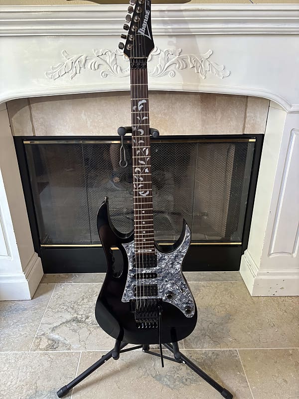 希少 Ibaniz JEM555 スティーブヴァイ シグネチャー ギター Ibanez 『Steve Vai』モデル入荷しました｜島村楽器 イオン