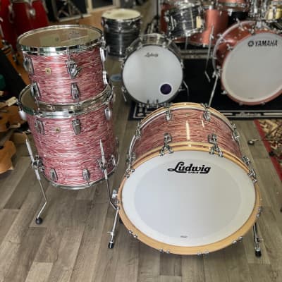Ludwig Classic Maple Fab 13/16/22 3-Piece Drum Set 2022 Vintage Pink Oyster image 2