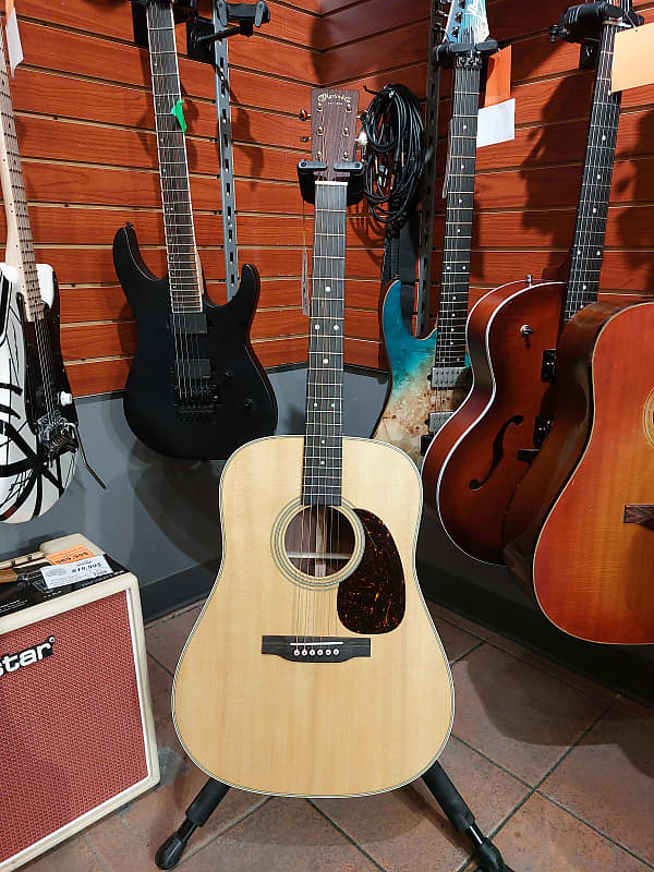 Martin Standard Series D-28 (2018 - 2024) | Reverb Canada