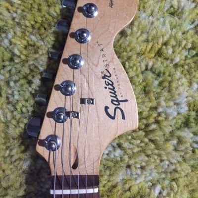 Squier Affinity Stratocaster Purple image 3