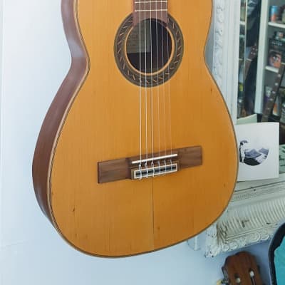 R. Moreno 530 Solid top classical guitar Spain beautiful tone, fully aged  solid spruce table | Reverb UK