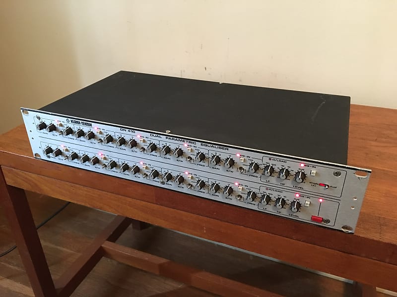 Klark Teknik DN-410 Dual Parametric Equalizer. With KT Output | Reverb