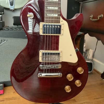 Gibson Les Paul Studio 2017 Wine Red image 4