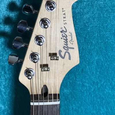 squier stratocaster モンタレーペイント squier stratocaster モンタレーペイント