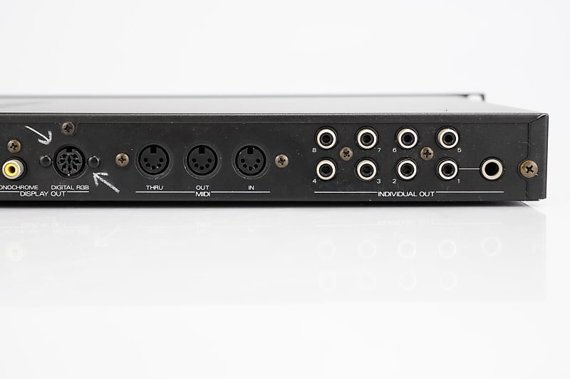 Roland S-330 Digital Sampler | Reverb