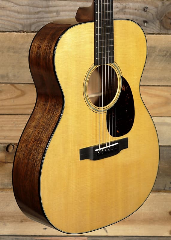 Martin Custom OM-18 Acoustic Guitar Natural w/ Case image 1