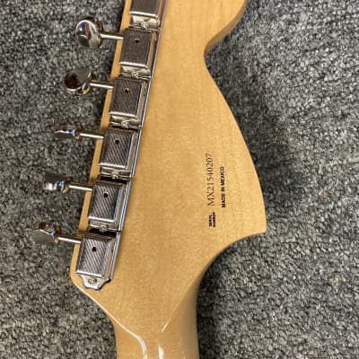 Fender Kurt Cobain Jag-Stang Left-Handed in Fiesta Red w/Gig Bag 2021 image 10