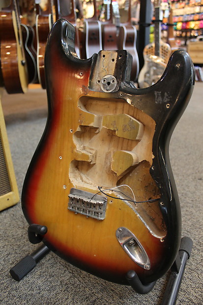 Fender Mid 70's Hardtail Stratocaster Body 1970's 3 Tone