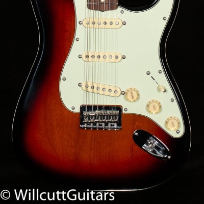 Fender Robert Cray Stratocaster, Rosewood Fingerboard, 3-Color Sunburst (562) image 3