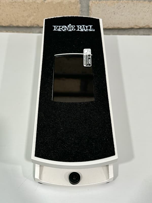 Ernie Ball VPJR Tuner