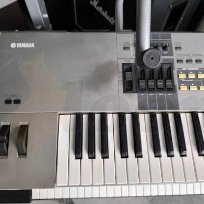 Yamaha MOTIF 7 workstation image 4