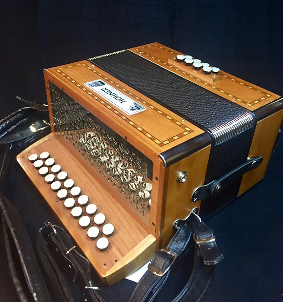 Diatonic Accordion Hohner Morgane II in G/C (G/C) with case