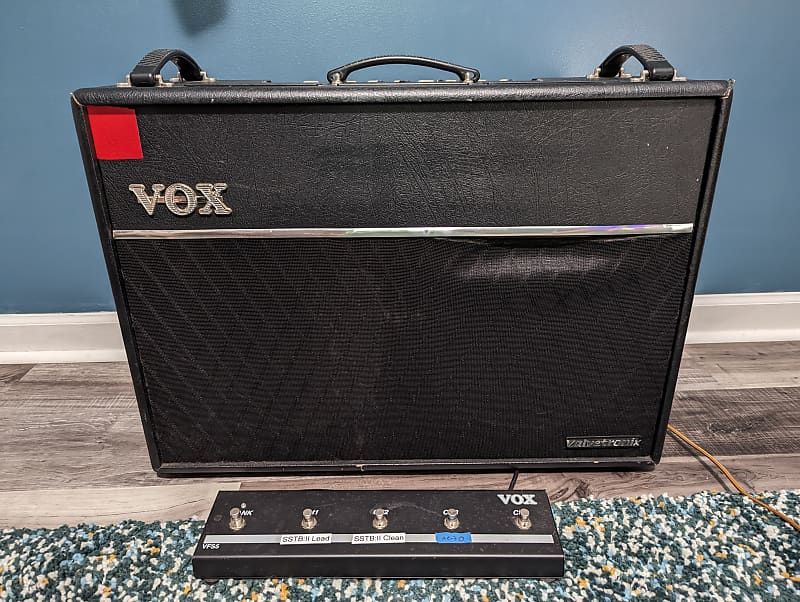 Vox Valvetronix VT120+ 120-Watt 2x12 Modeling Guitar Combo 2010s - Black