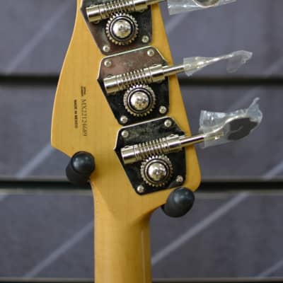Fender Vintera '60s Jazz Bass Daphne Blue Electric Bass Guitar & Case image 5