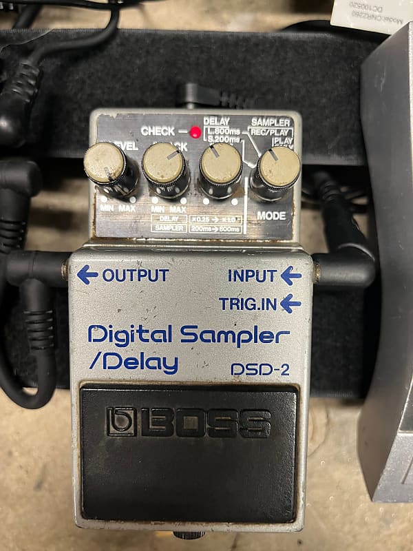 BOSS DSD-2 デジタルサンプラー/ディレイ　エフェクター BOSS DSD-2 デジタルサンプラー/ディレイ エフェクター Boss DSD-2