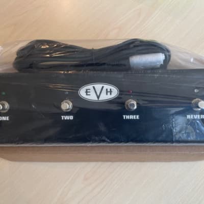 EVH 5150 III - 4 button foot switch with cable -  3 channels plus reverb/effect black image 1