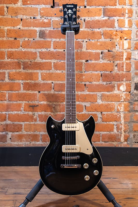 Yamaha SG1802 - Black image 1