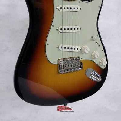 Fender Custom Shop 1969 Stratocaster Closet Classic Maple Neck Fade 3-Tone Sunburst 9231721897 image 7