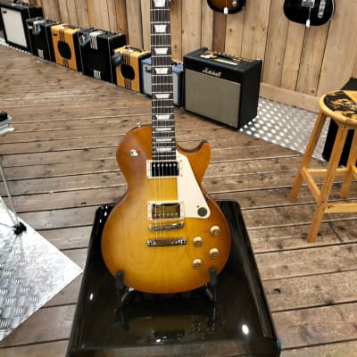 Gibson Les Paul Tribute Satin Honeyburst | Reverb Brazil