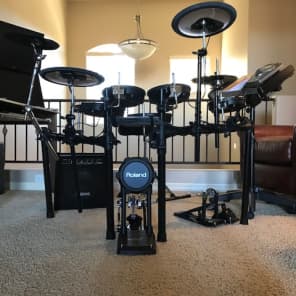 Roland TD-15K Drumset; extra pad & cymbal, pedals,throne, amp  & accessories included,original boxes image 1