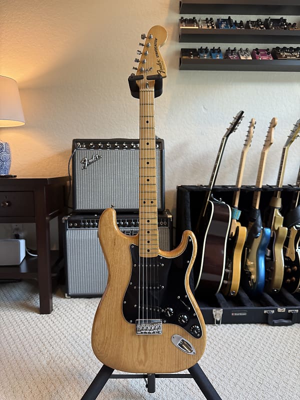 Fender Stratocaster 1979 ラージヘッド ハードテイル Fender USA Hardtail Stratocaster 1979 - Sunburst | eBay