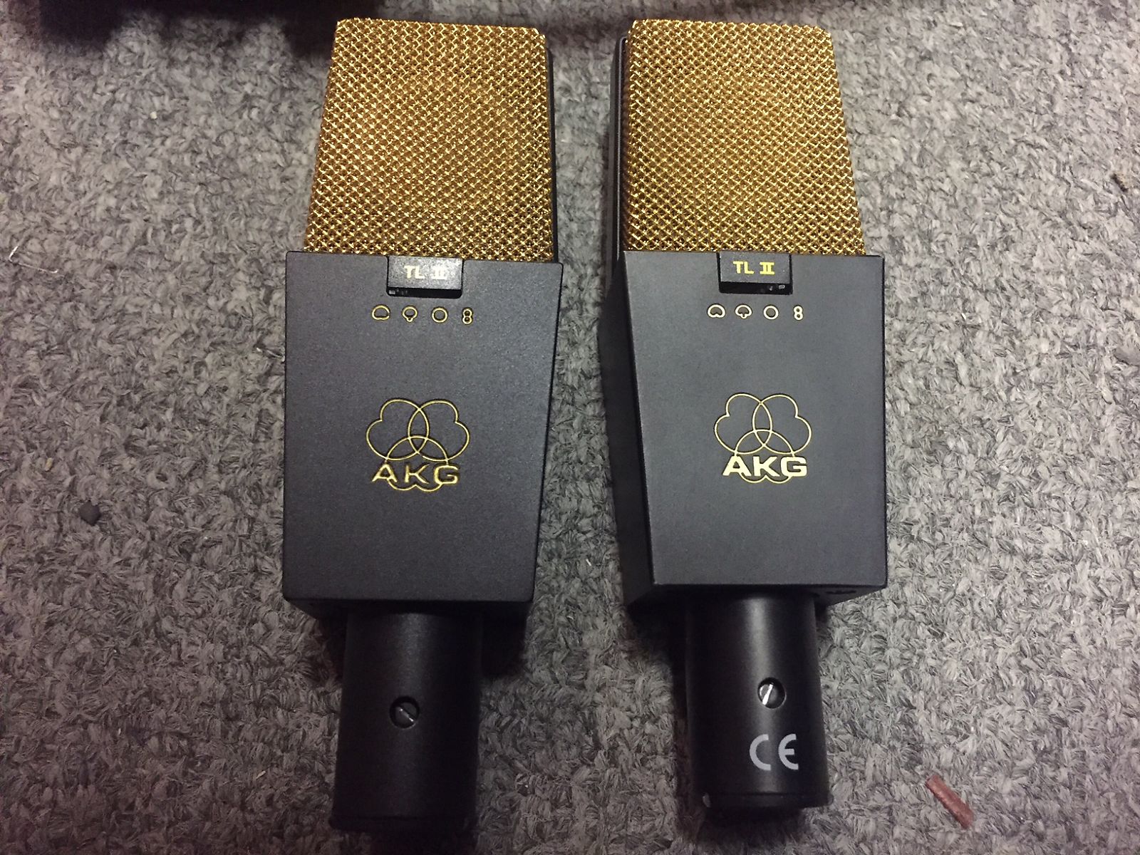 AKG C414 B TLII Stereo Pair | Reverb