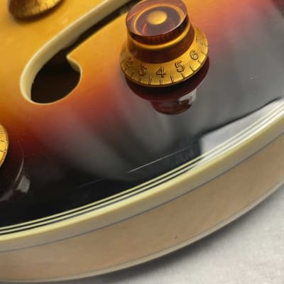 Epiphone Sheraton II VS 2 Semi-Hollowbody Guitar 2013 - Vintage Sunburst image 9