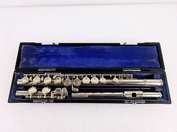 Yamaha YFL-23 Concert Flute 1980's Nickel Silver Made In Japan Student  Model w/Yamaha case