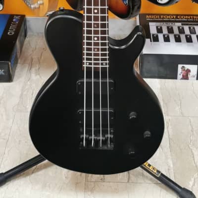 Dean Guitars Evo XM Electric bass short scale - Black color image 3