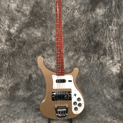 Rickenbacker 4003S/5 "Color of the Year"