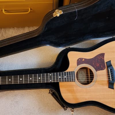 Taylor 310CE acoustic guitar for sale