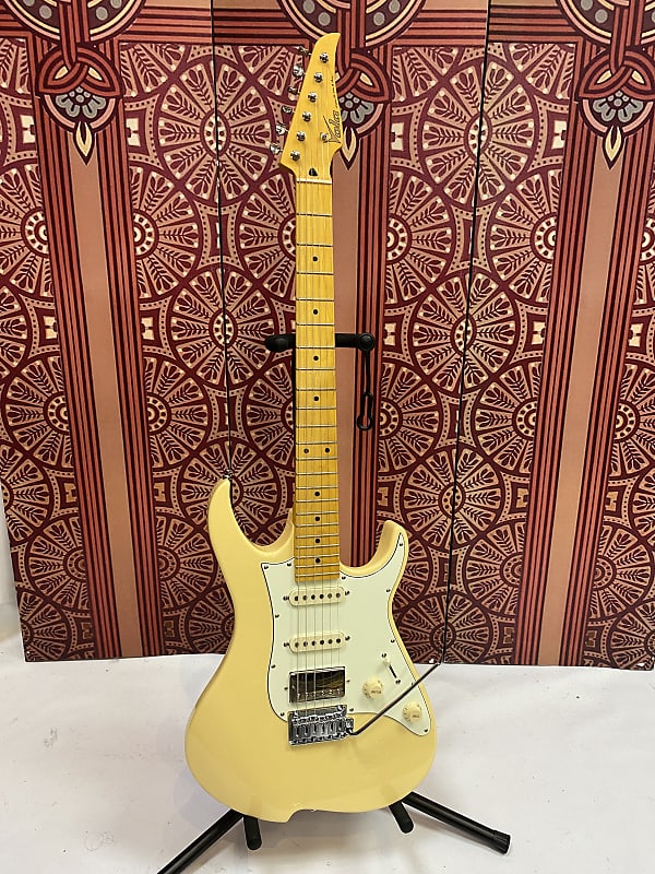 GUCCI　Vola Guiter OZ TNC 美品 Vola Guitar Vola OZ 22 MF - Daphne Blue | Reverb