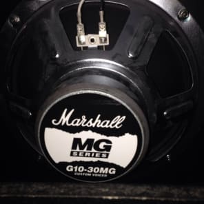 Marshall MG Series 30 DFX  Black image 3