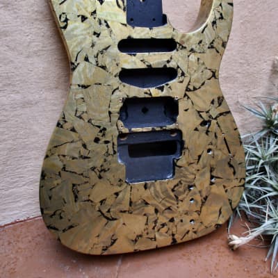 Gildaxe Variegated Gold Leaf Kramer Guitar Body image 5