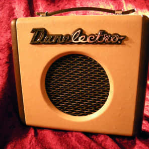 Danelectro N-30 Dirty Thirty 20 Watt Guitar Amp image 2