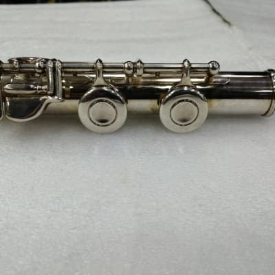 Yamaha YFL-311 Standard Flute Silver image 7