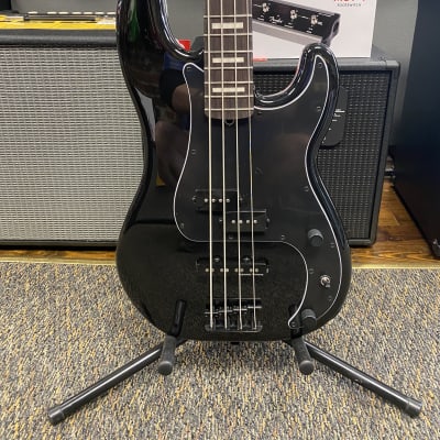 Fender Artist Series Duff McKagan Deluxe Precision Bass with Rosewood Fretboard Black **IN STOCK** image 3