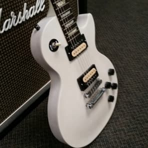 Gibson Les Paul LPJ ホワイト 2013年製 2013 LPJ Rubbed Translucent Blonde w/ HSC – Shop Guitar Villa