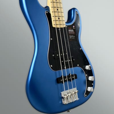 Fender American Performer Precision Bass  Satin Lake Placid Blue/Maple image 2