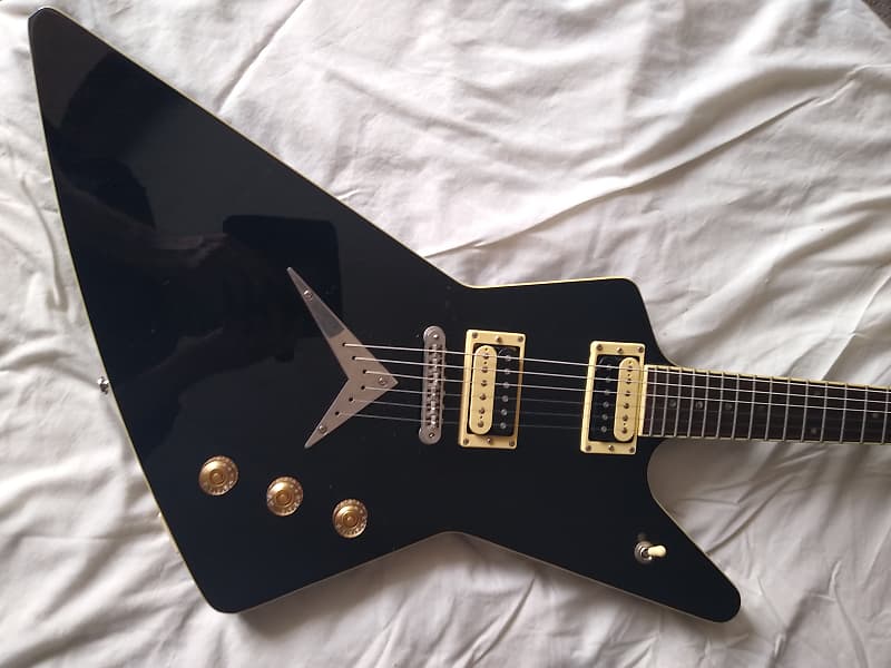 mama　DEAN （KOREA）V79 CUSTOM 2012 Dean Z 79 Set Neck explorer style Electric Guitar made