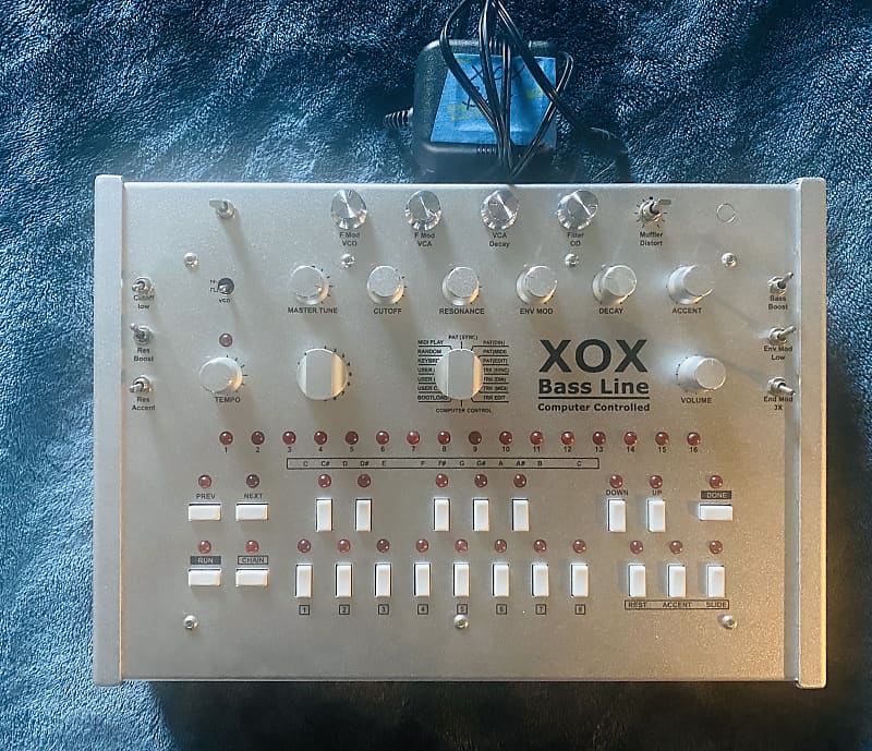 x0xb0x with Atomic Mods silver Reverb