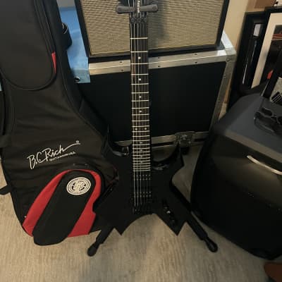 B.C. Rich Stranger Things Eddie's Inspired Limited-Edition NJ Warlock  Electric Guitar Regular Black