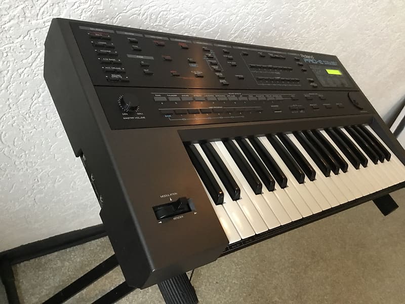 Roland Pro-E 37-Key MIDI Intelligent Arranger | Reverb
