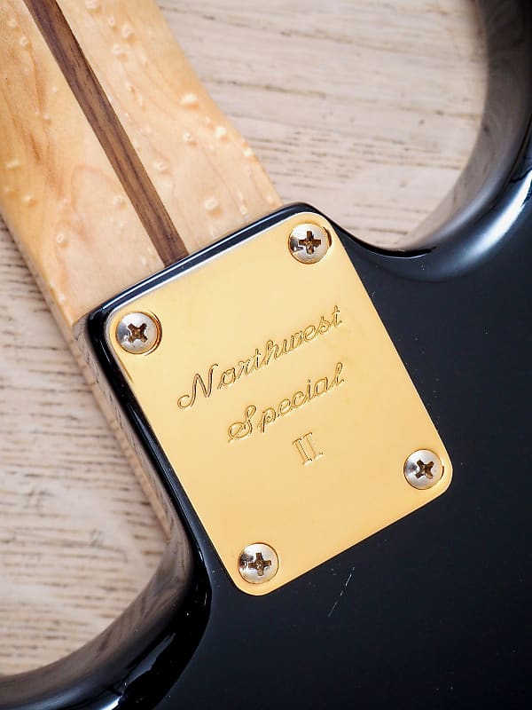 Fender Custom Shop Stratocaster 1995年製 1995 Fender Custom Shop 1960 Stratocaster 3-Tone Sunburst