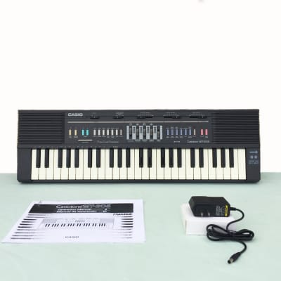 Casio Casiotone MT-205 Super Drums Synthesizer Keyboard