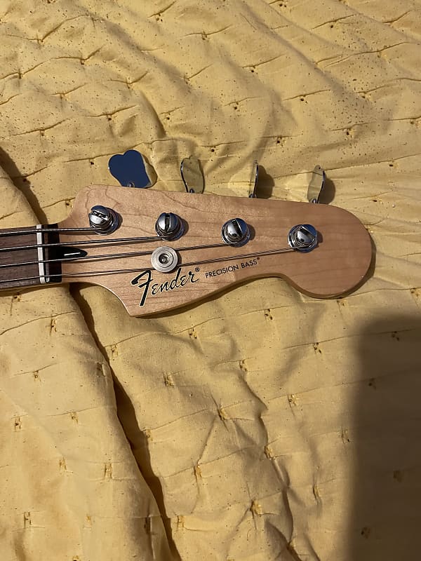 Fender Standard Precision Bass 2009 - 2017