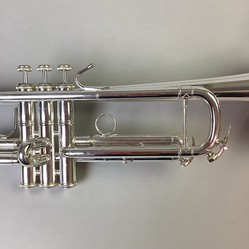 【最安値】 Bach Vincent MODEL SPトランペット バック Bbトランペット Vincent（ヴィンセント）SP | 管楽器