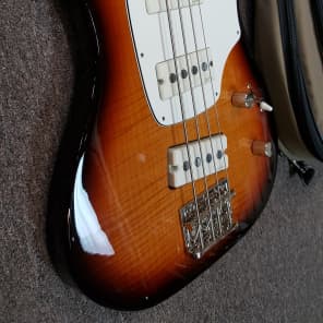 Godin Shifter 4 Bass Guitar Vintage Burst finish, made in Canada image 7