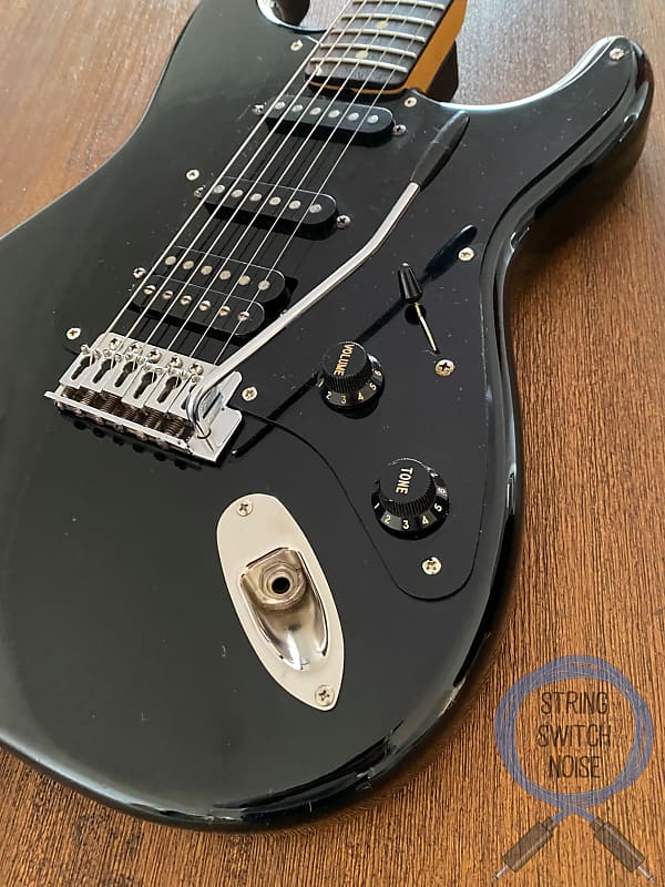 ギター Fender Stratocaster st456 boxer series Fender Stratocaster Boxer Series ST-456 | 1984-87 | sun-sounds